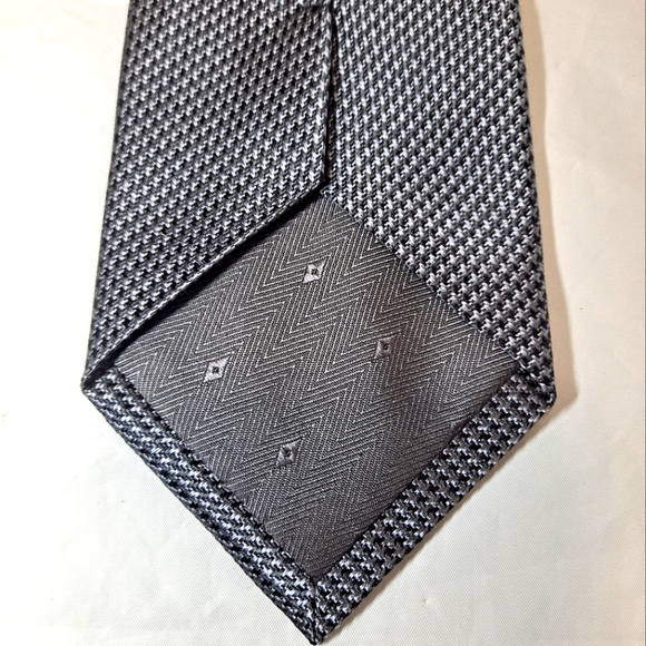 Bruno Piattelli Roma 💯 Woven Silk Men's Necktie 57-60" x 3.25" Gray and Black - Picture 7 of 9